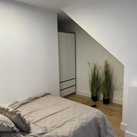 2 Bedroom On Ground Floor In Vrijheidstraat 3 *