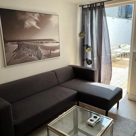 2 Bedroom On Ground Floor In Vrijheidstraat 3 Апартаменты